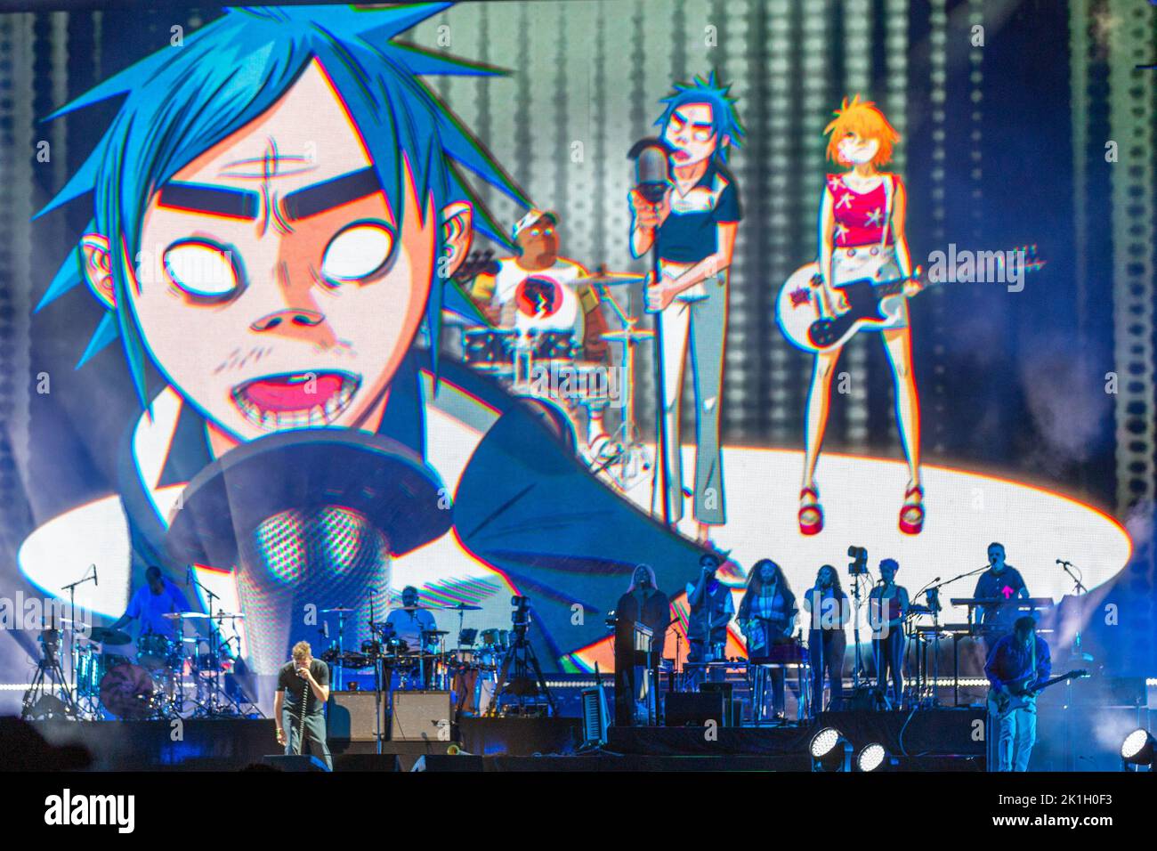 Gorillaz hi-res stock photography and images - Alamy, image size:1300x956