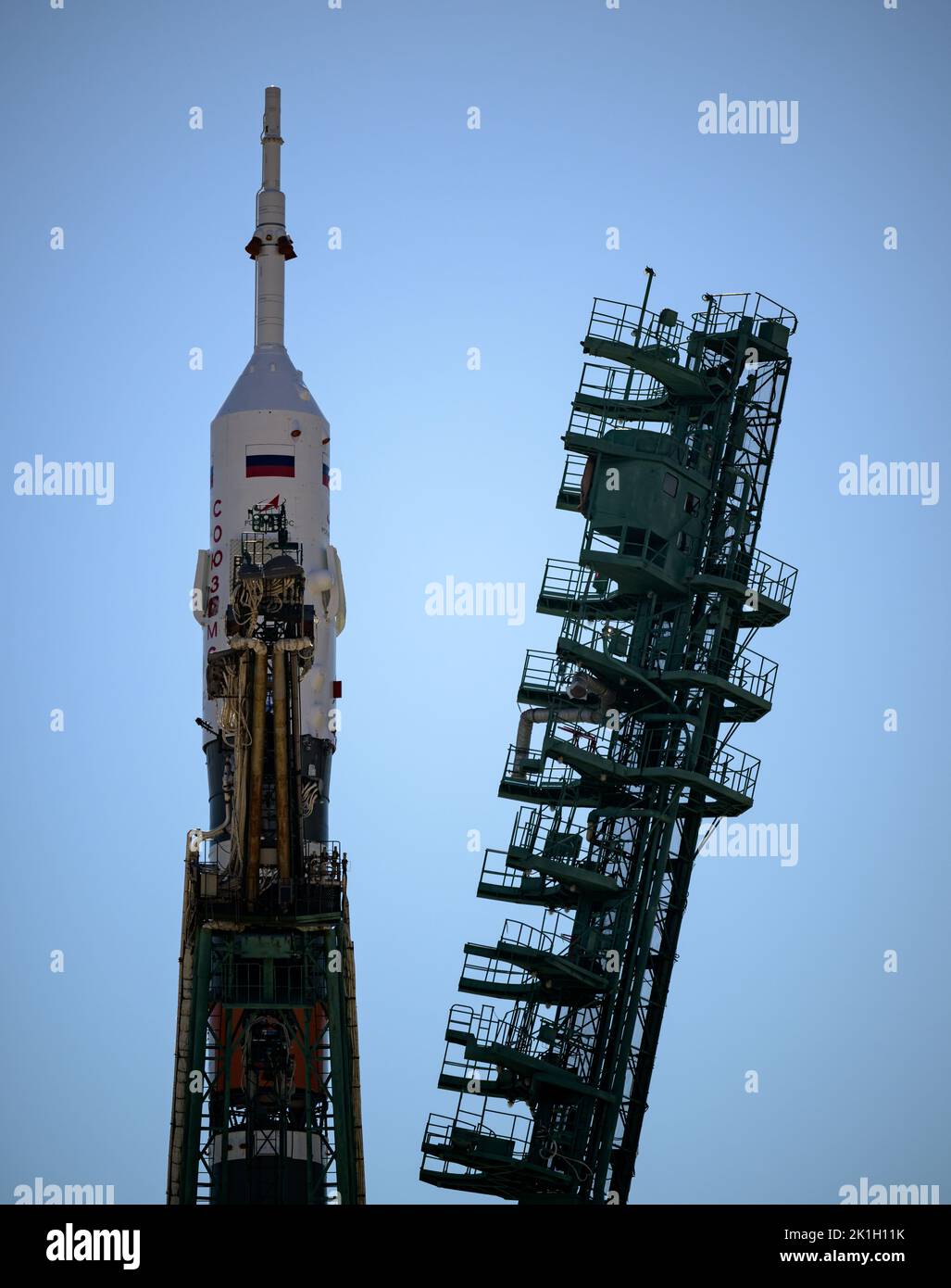 Baikonur, Kazakhstan. 18th Sep, 2022. The service gantry is closed around the Russian Soyuz MS-22 spacecraft and booster rocket at launch pad 31 of the Baikonur Cosmodrome, September 18, 2022 in Baikonur, Kazakhstan. International Space Station Expedition 68 crew members astronaut Frank Rubio of NASA, and cosmonauts Sergey Prokopyev and Dmitri Petelin of Roscosmos are set to launch September 21st to the orbiting laboratory. Credit: Bill Ingalls/NASA/Alamy Live News Stock Photo
