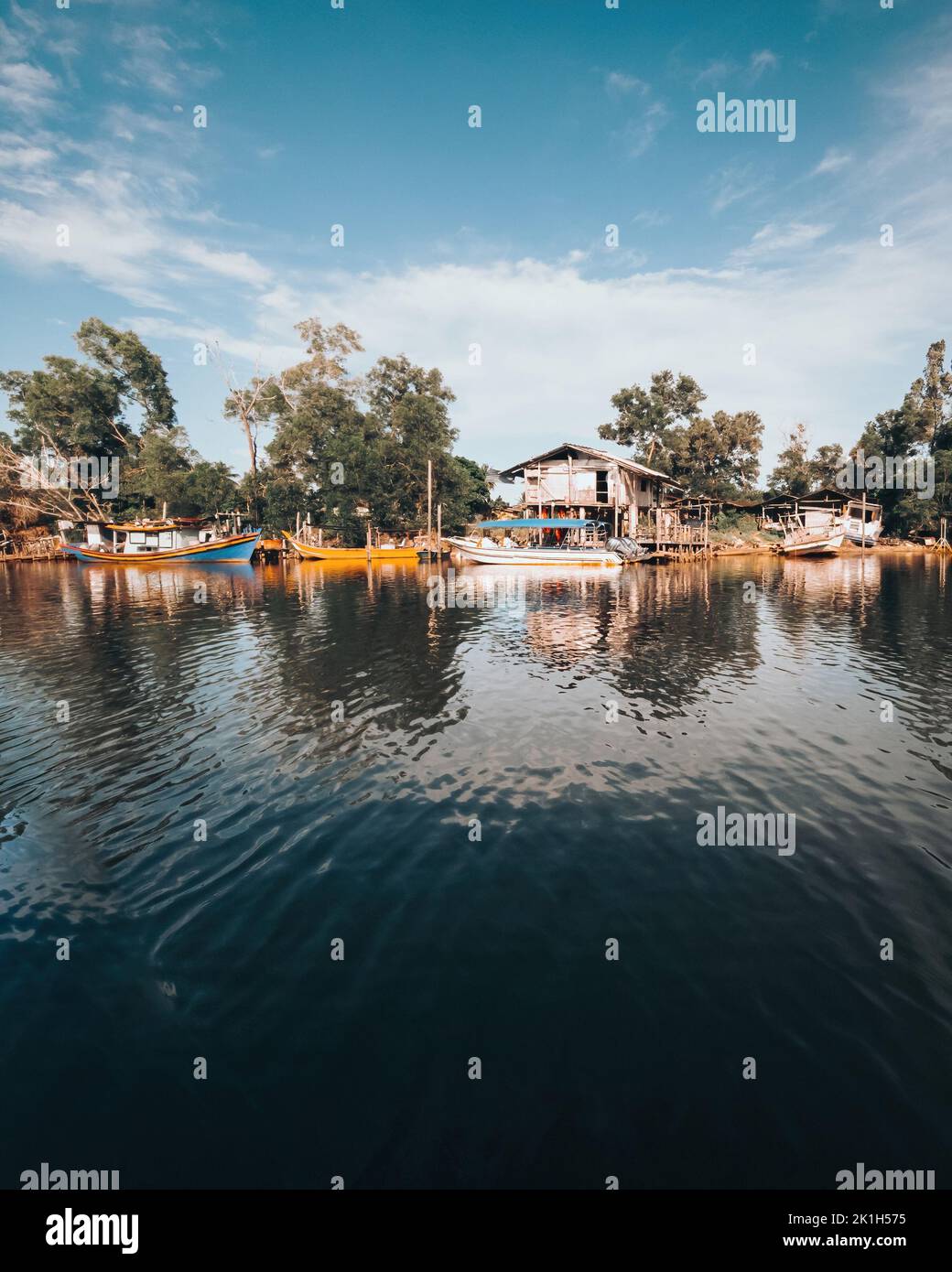 River cruiser on jetty hi-res stock photography and images - Alamy