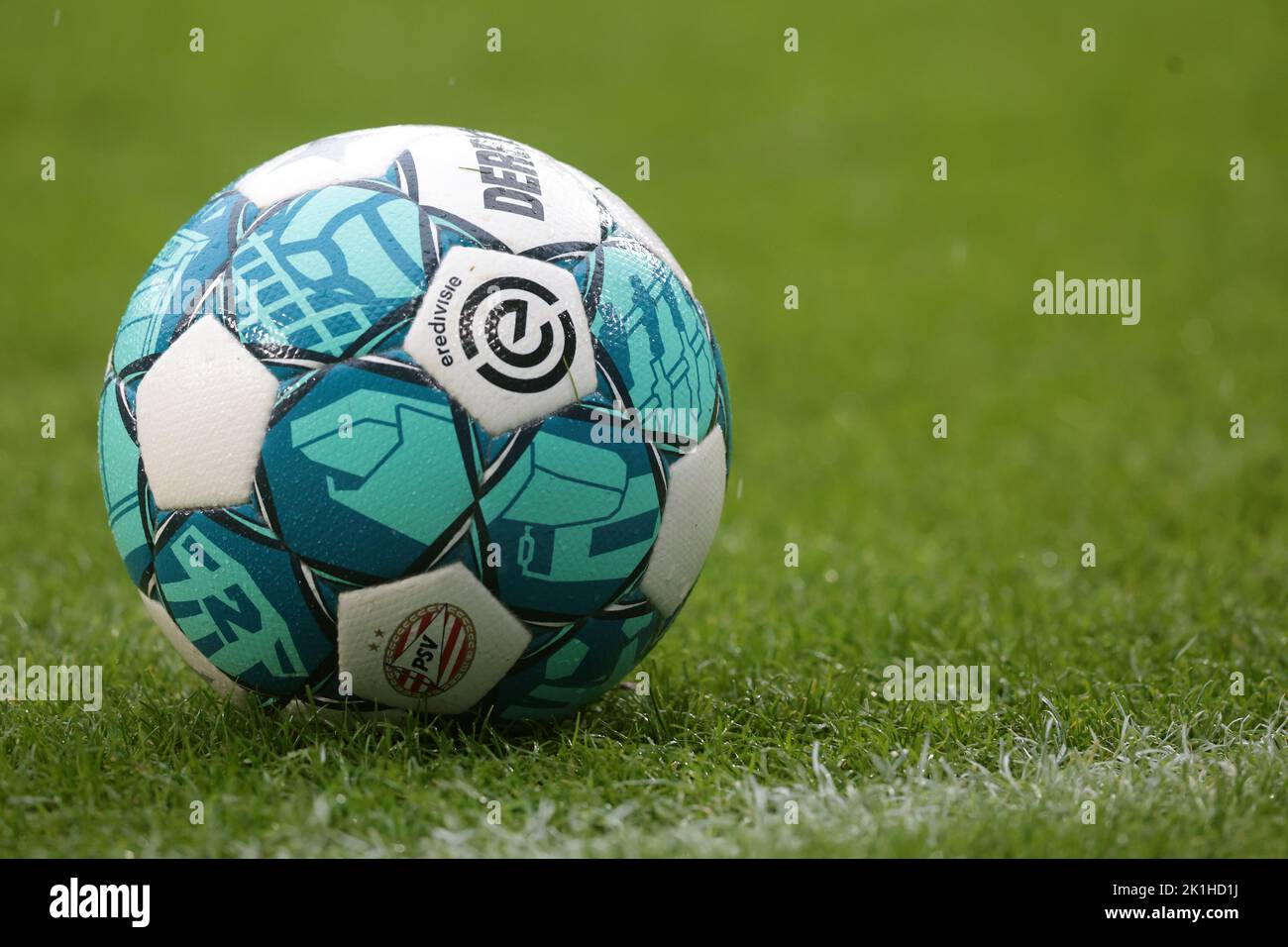 Tegen de wil Voorloper Huiskamer Eredivisie ball hi-res stock photography and images - Alamy