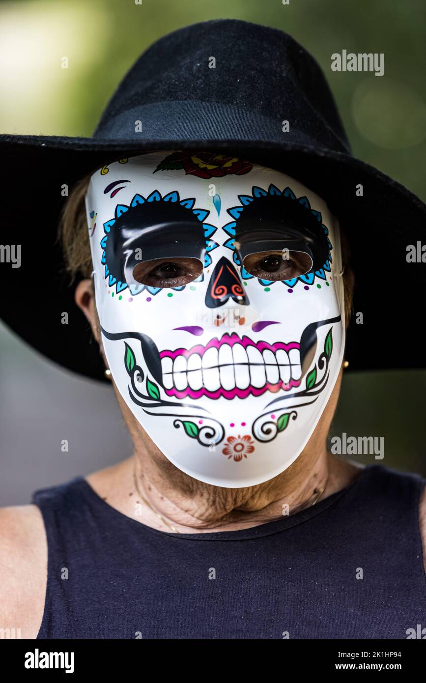 Catrina mask hi-res stock photography and images - Alamy