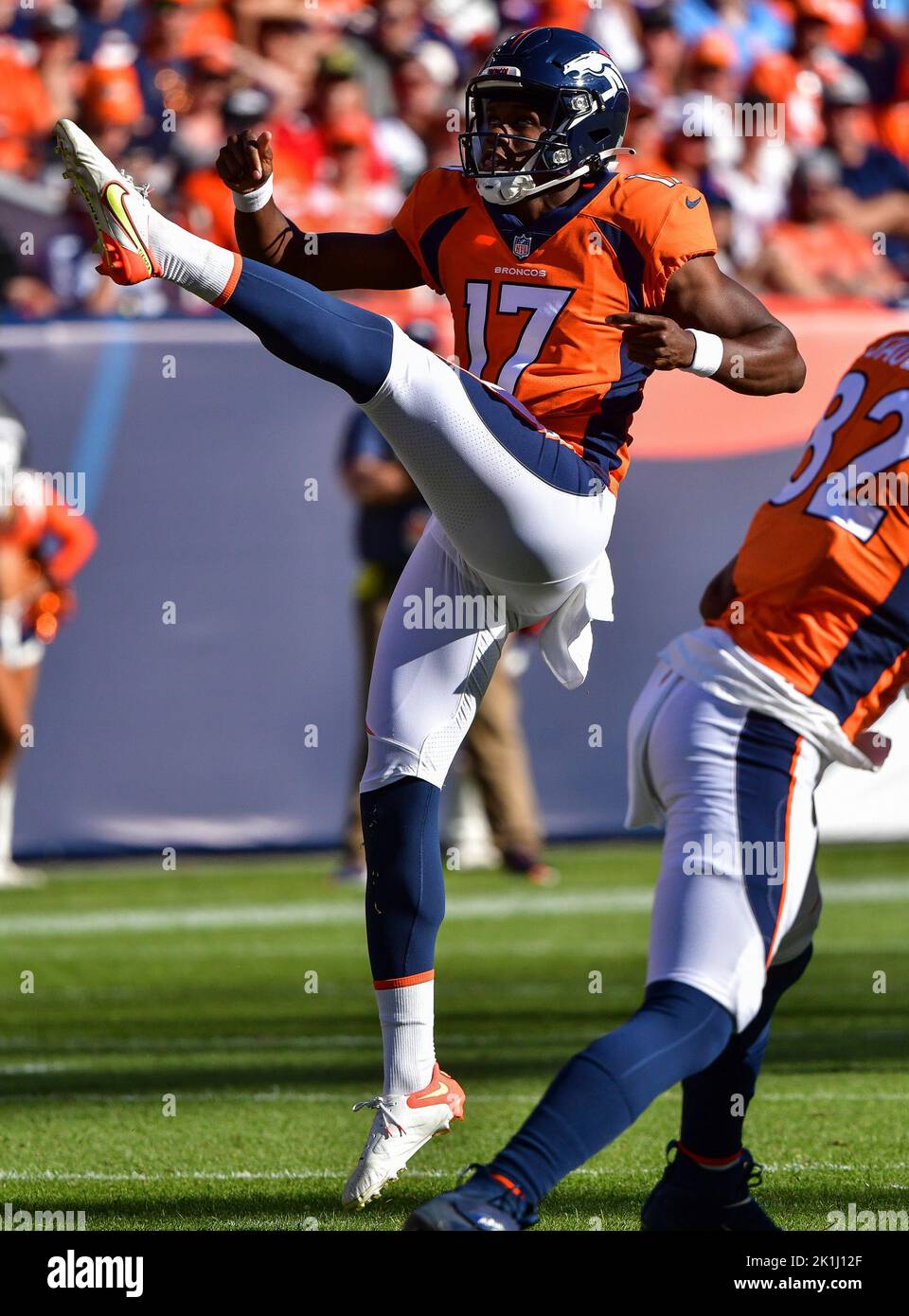 Denver Broncos punter Corliss Waitman's 47-yard punt pins the San