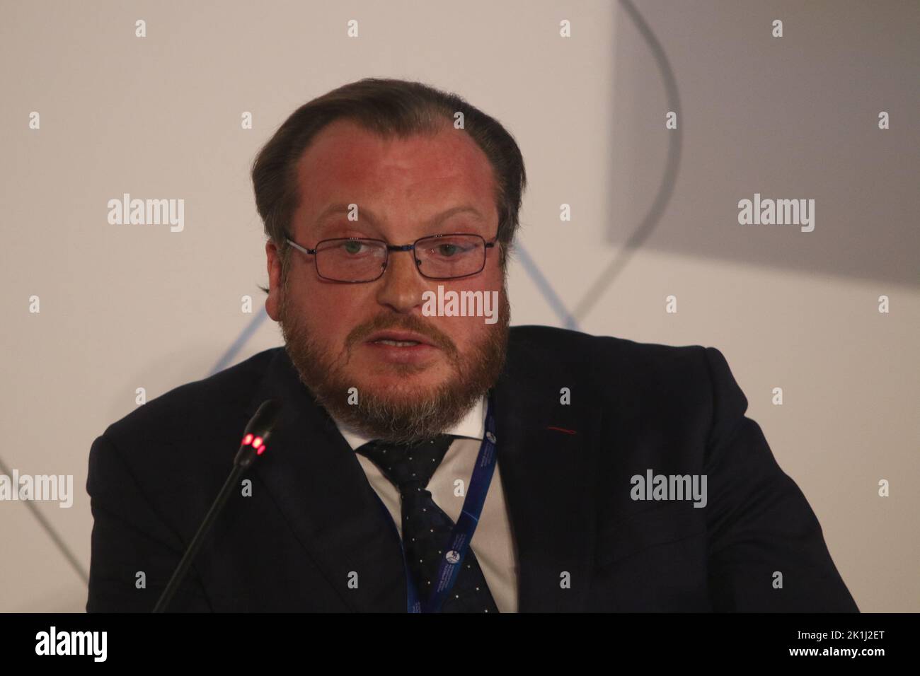 Ruslan dreval hi-res stock photography and images - Alamy