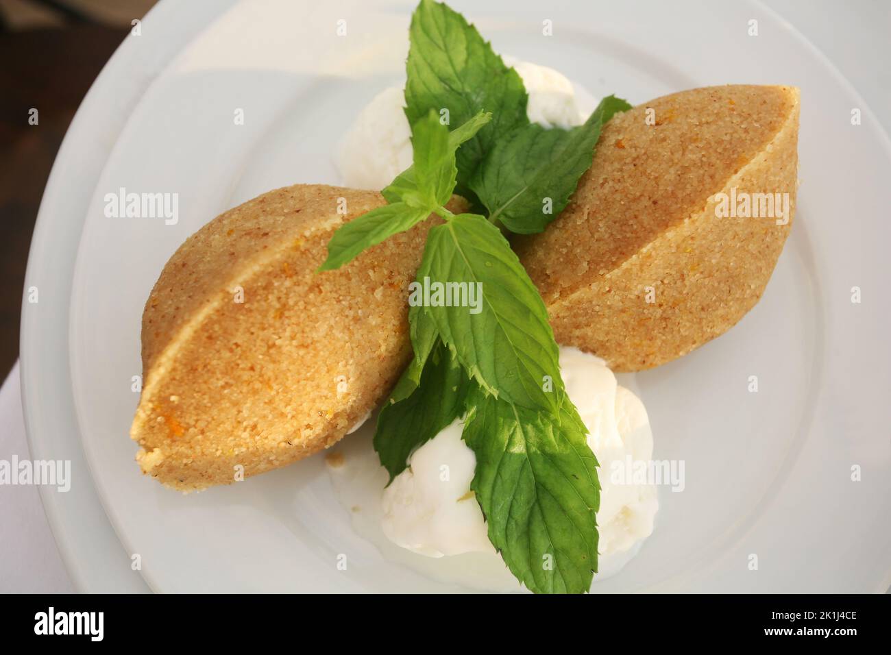 Traditional Turkish dessert Semolina Halva (Turkish irmik helvasi