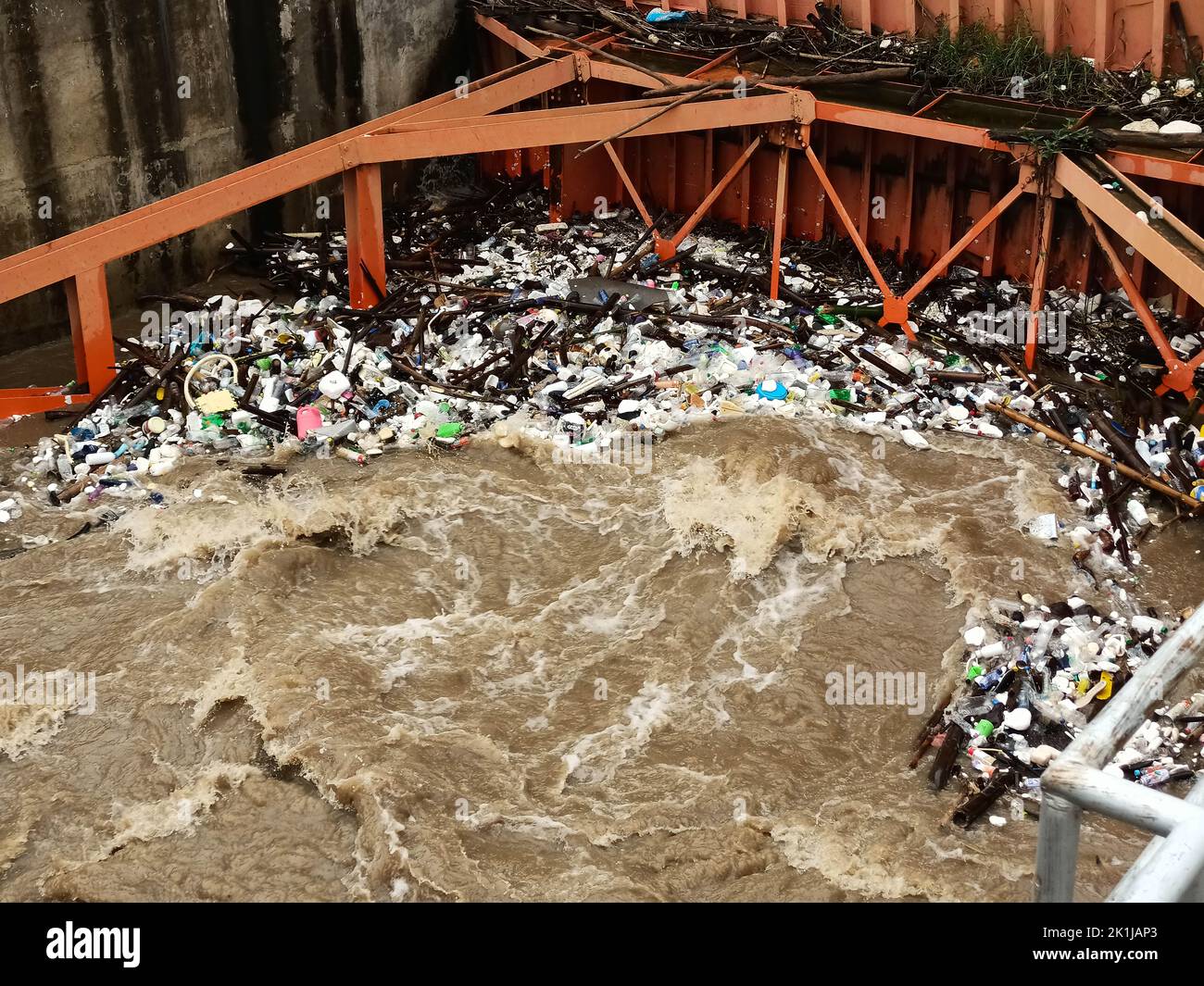 Turbid canal hi-res stock photography and images - Alamy
