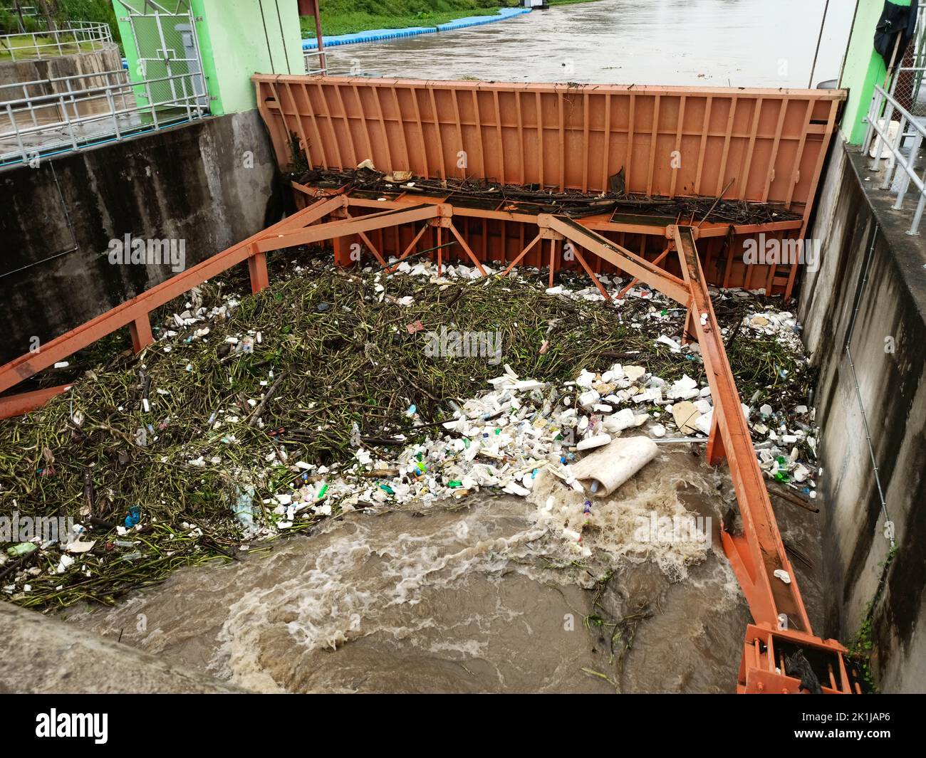 Turbid canal hi-res stock photography and images - Alamy