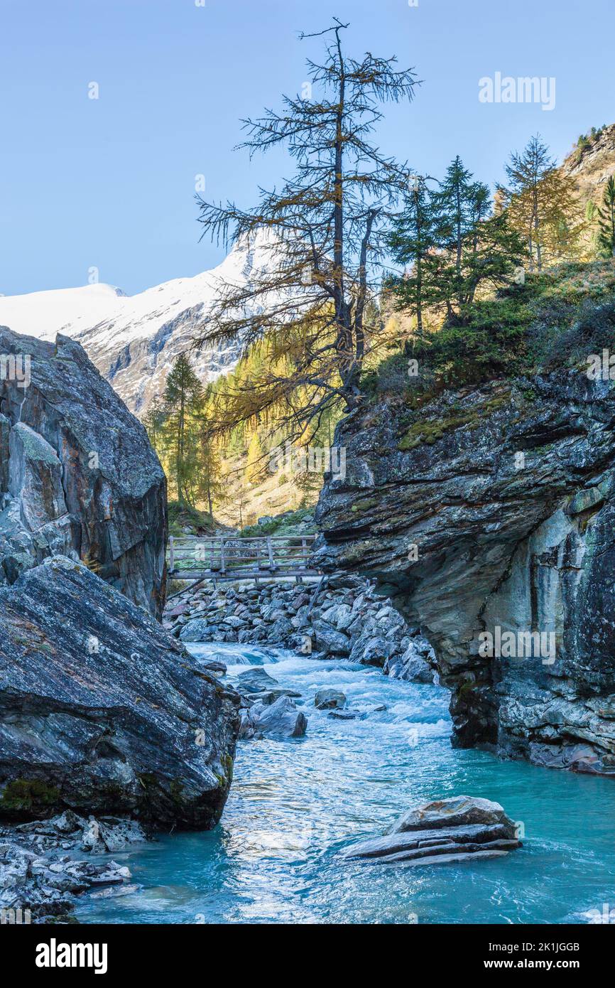 Ravine Between Rocks Rocks in alp mountain hi-res stock photography and images - Alamy