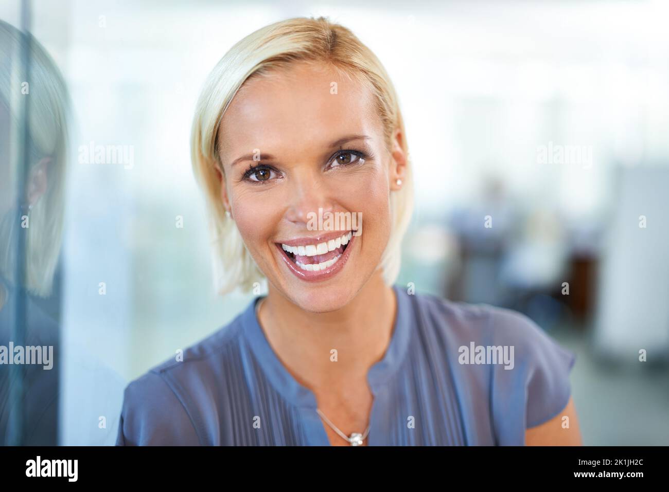 Business woman work blonde hi-res stock photography and images - Alamy