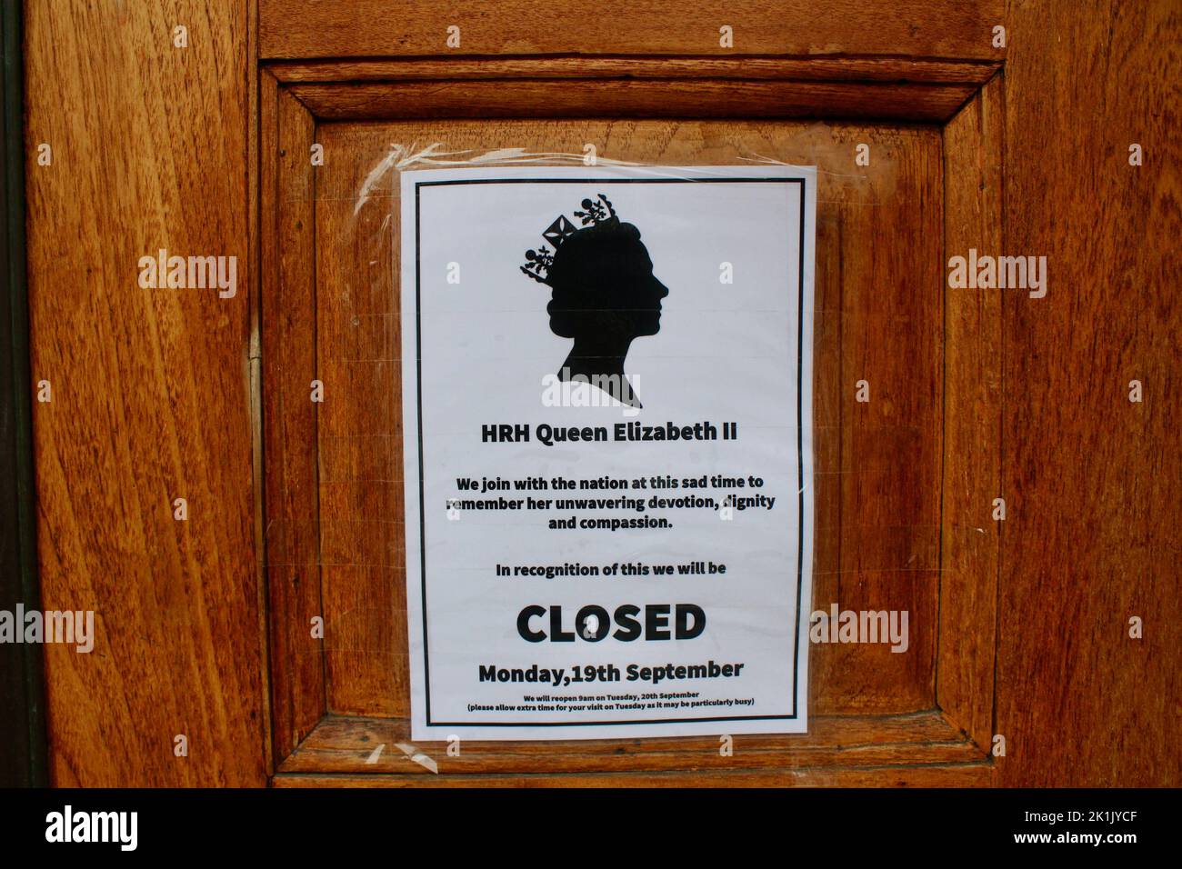 shop window displays and closed signs in muswell hill on 19th september 2022 for the Queen Elizabeth 2 funeral tribute and commemoration Stock Photo