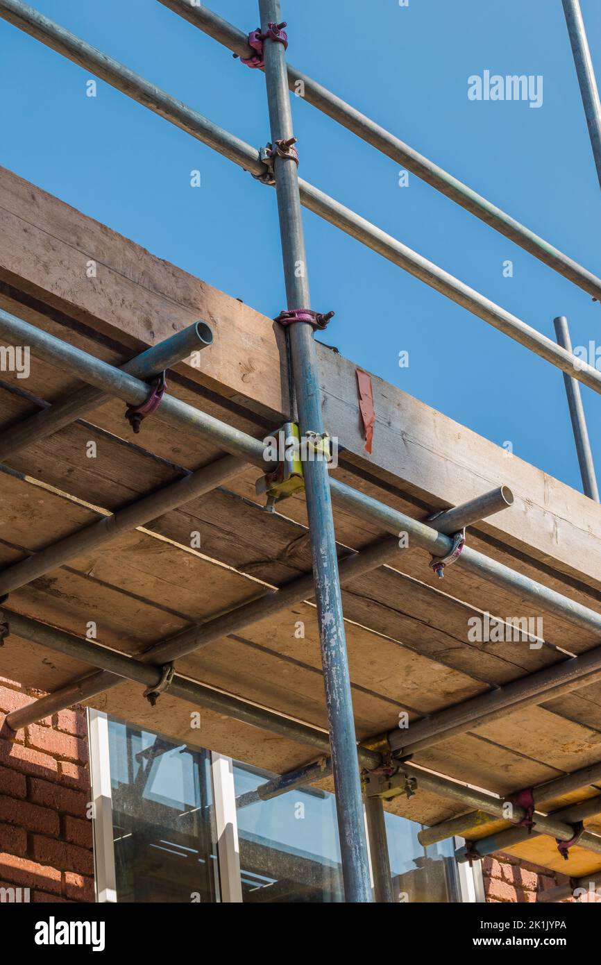 Scaffolding scaffold poles hires stock photography and images Alamy