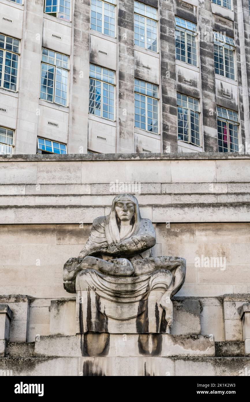 Night (1928), a controversial statue by Sir Jacob Epstein at 55 Broadway near St James's Park station, London Stock Photo