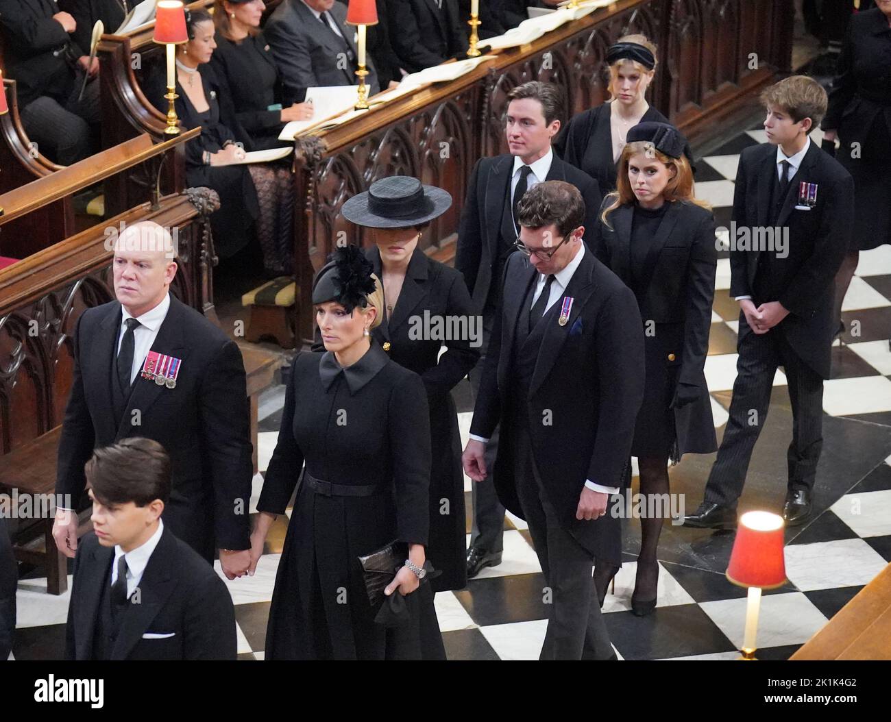 Members of the royal family (left to right, from front) Arthur Chatto and Daniel Chatto, Mike Tindall and Zara Tindall, Princess Eugenie and Jack Brooksbank , Princess Beatrice and Edoardo Mapelli Mozzi, Lady Louise Windsor and James, Viscount Severn arriving at the State Funeral of Queen Elizabeth II, held at Westminster Abbey, London. Picture date: Monday September 19, 2022. Stock Photo