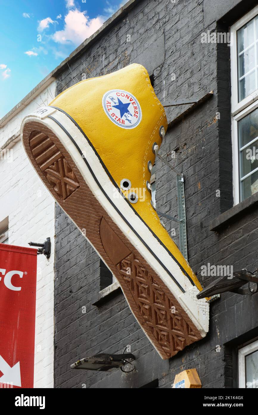 Converse all stars hi-res stock photography and images - Alamy