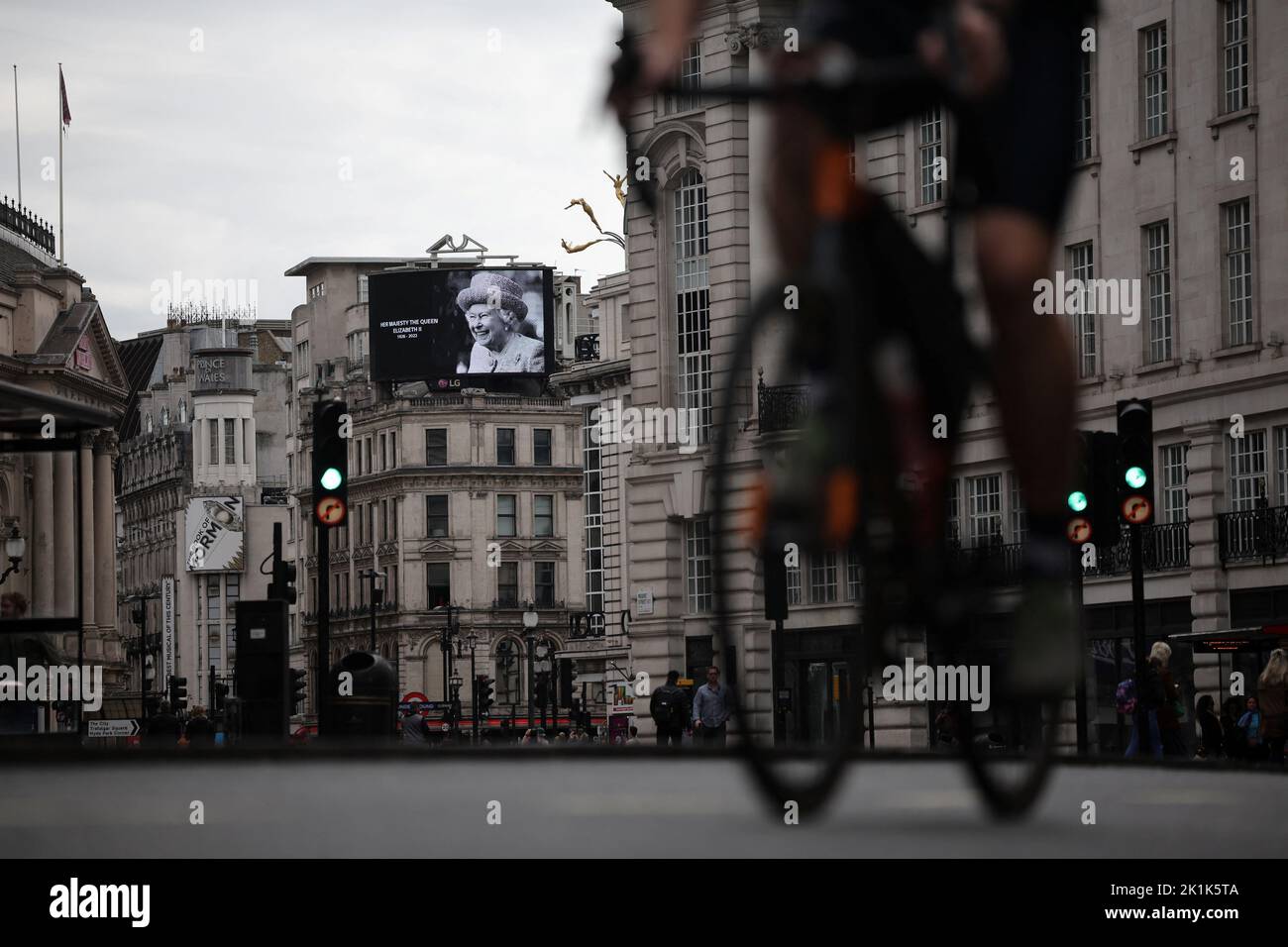A general view of a street on the day of the state funeral and burial of Britain's Queen Elizabeth, in London, Britain, September 19, 2022.  REUTERS/Carlos Barria Stock Photo