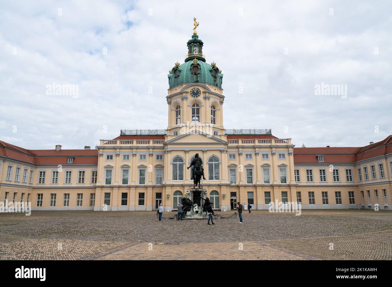 15.09.2022, Berlin, Germany, Europe - View of the baroque Charlottenburg Palace in the district of Charlottenburg-Wilmersdorf with the south facade. Stock Photo