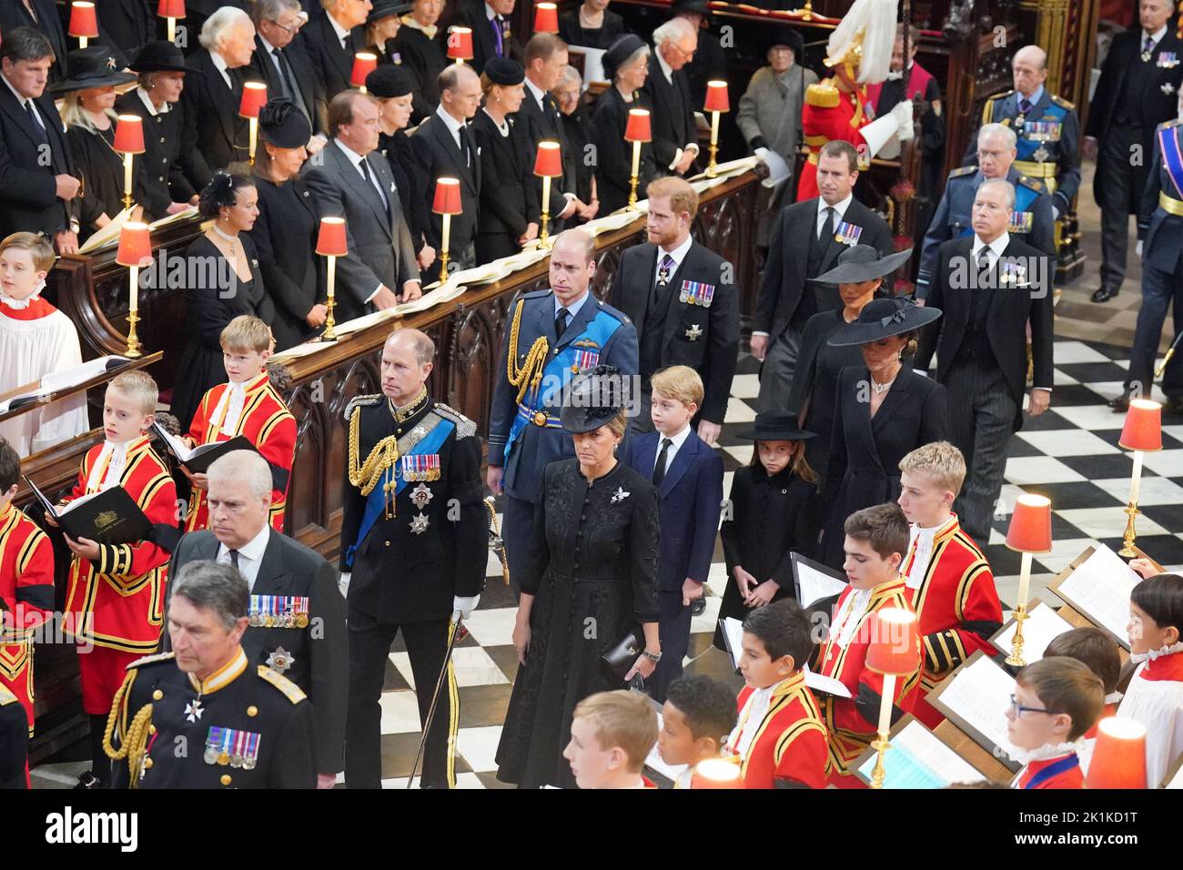Members of the royal family (left to right, from front) the Duke of York, the Earl of Wessex, the Countess of Wessex, the Prince of Wales, Prince George, Princess Charlotte, the Princess of Wales, the Duke of Sussex, the Duchess of Sussex, Peter Phillips, the Earl of Snowdon, the Duke of Gloucester and the DUke of Kent arriving at the State Funeral of Queen Elizabeth II, held at Westminster Abbey, London. Picture date: Monday September 19, 2022. Stock Photo