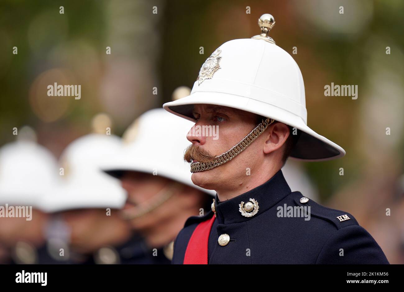 The coffin procession heads down the Mall towards Wellington Arch
