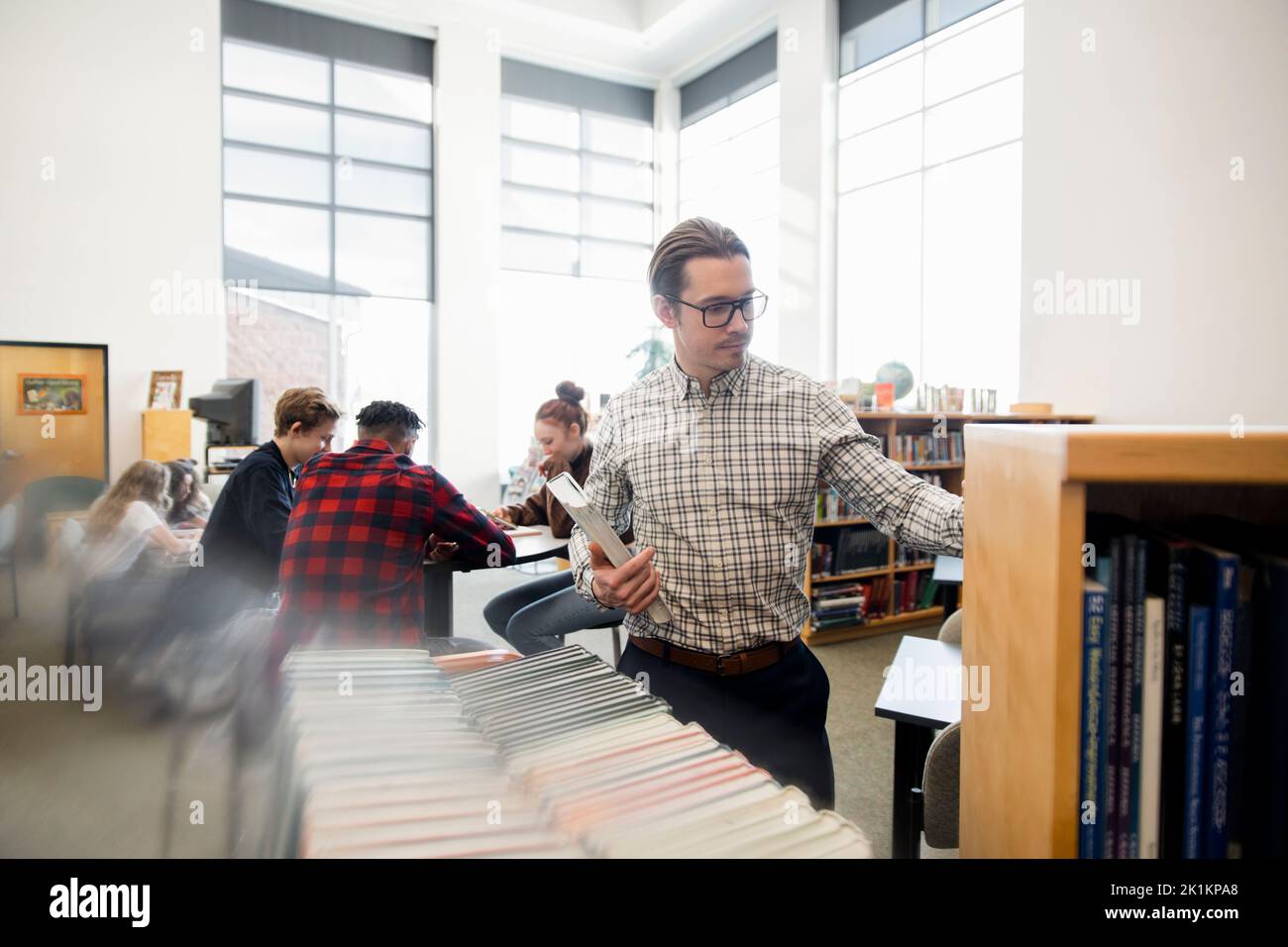 Reshelving hires stock photography and images Alamy