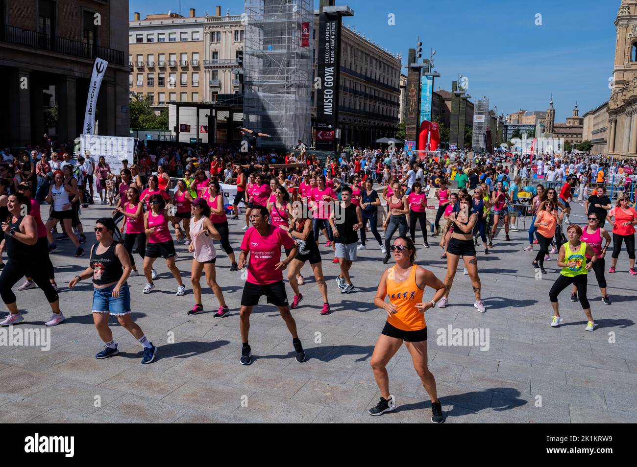 Group dance class at Sports Day multi-sports street event in Plaza del Pilar, Zaragoza, Spain Stock Photo