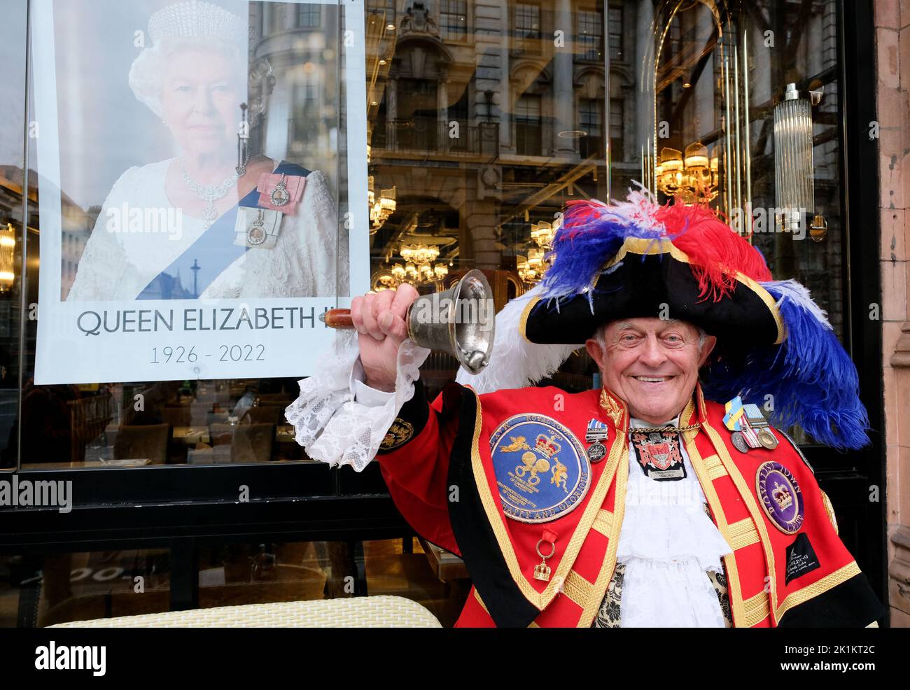 London, UK. 19th Sept 2022. A Town Crier on Piccadilly for The State Funeral of Her Majesty The Queen. Credit: Matthew Chattle/Alamy Live News Stock Photo
