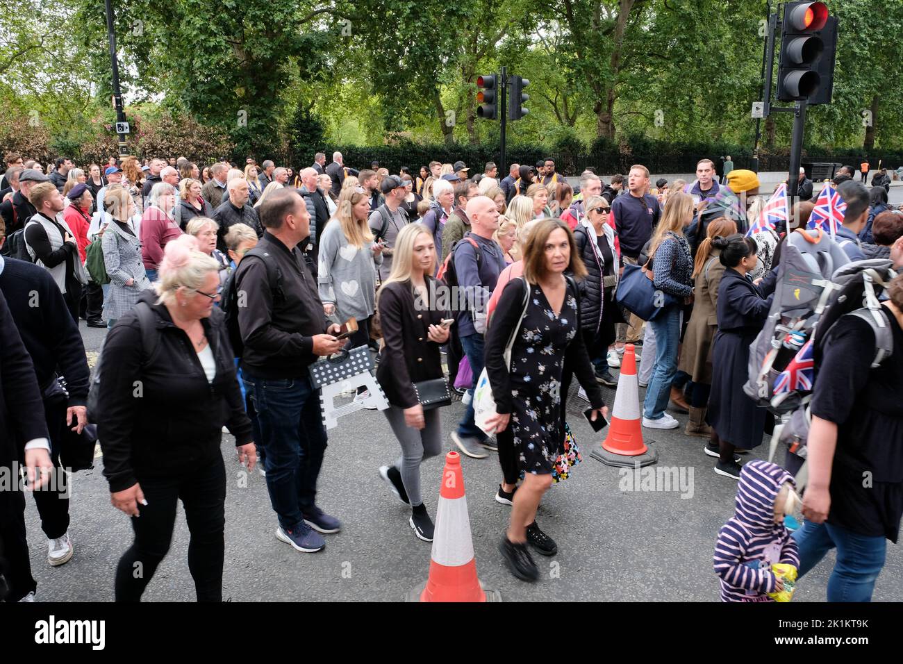 London, UK. 19th Sept 2022. Crowds walk towards Hyde Park to watch The State Funeral of Her Majesty The Queen. Credit: Matthew Chattle/Alamy Live News Stock Photo