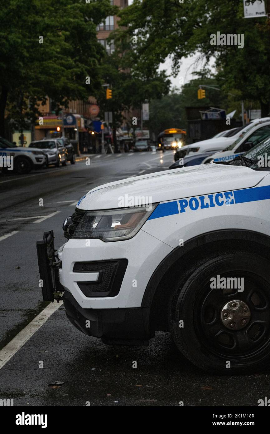 New york city police car hi-res stock photography and images - Alamy