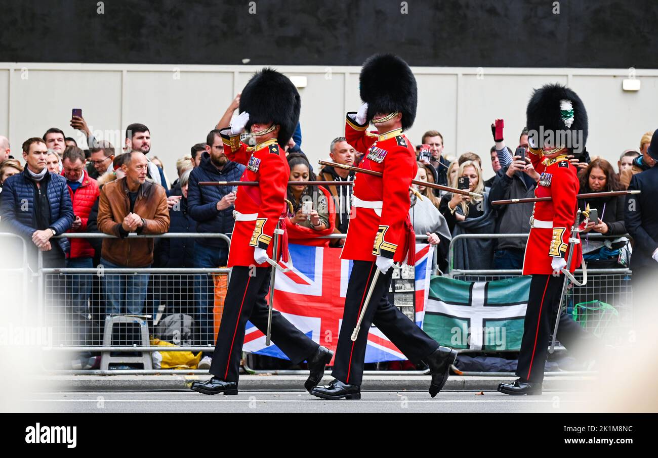 London, UK. 19th Sep, 2022. London UK 19th September 2022 - A salute for the Queen during the funeral procession of Queen Elizabeth II in London today: Credit Simon Dack / Alamy Live News Credit: Simon Dack News/Alamy Live News Stock Photo