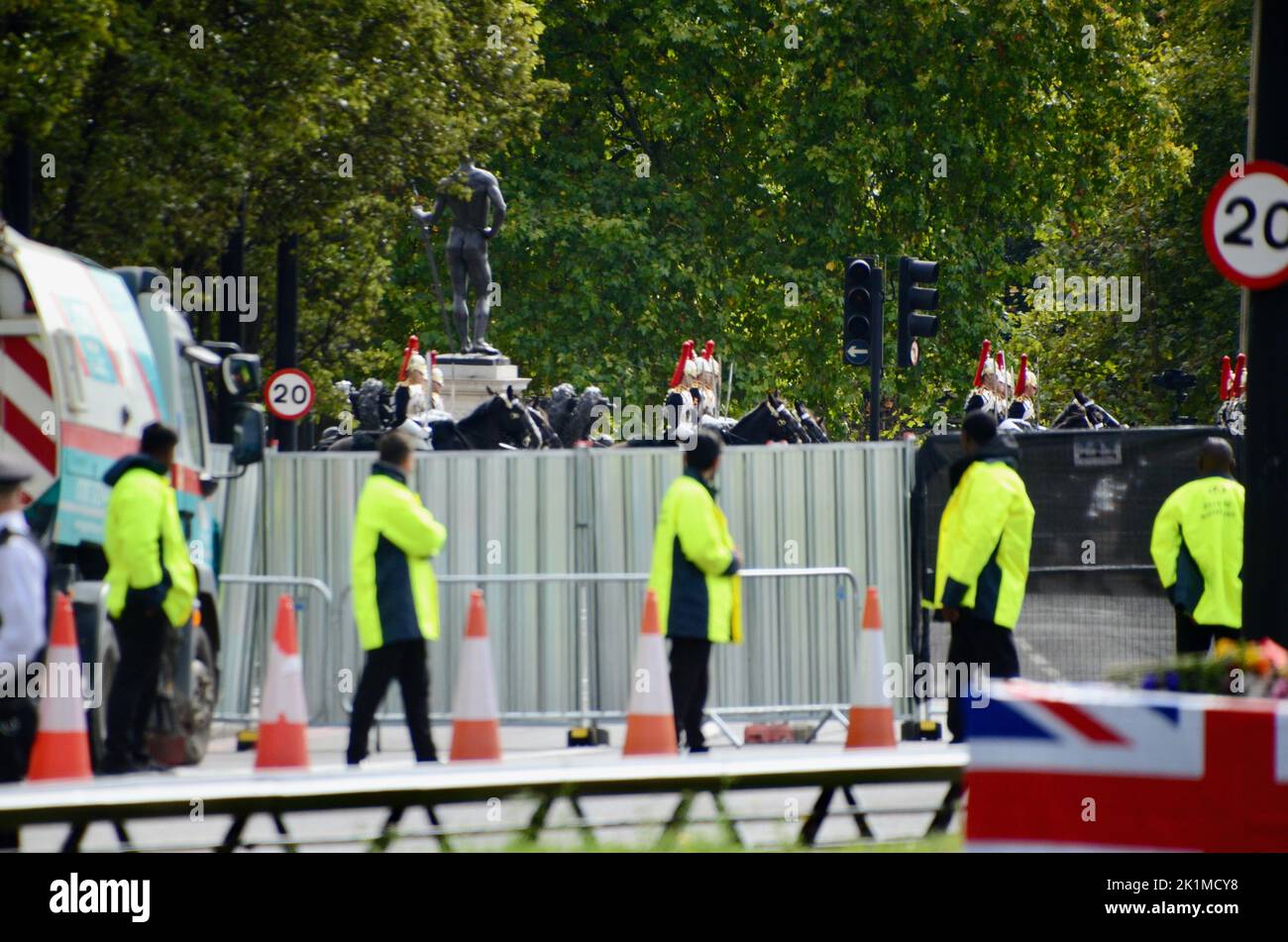 park lane near wellington arch; scenes from central london on the occasion of the funeral of Queen Elizabeth 2 19th september 2022 Stock Photo