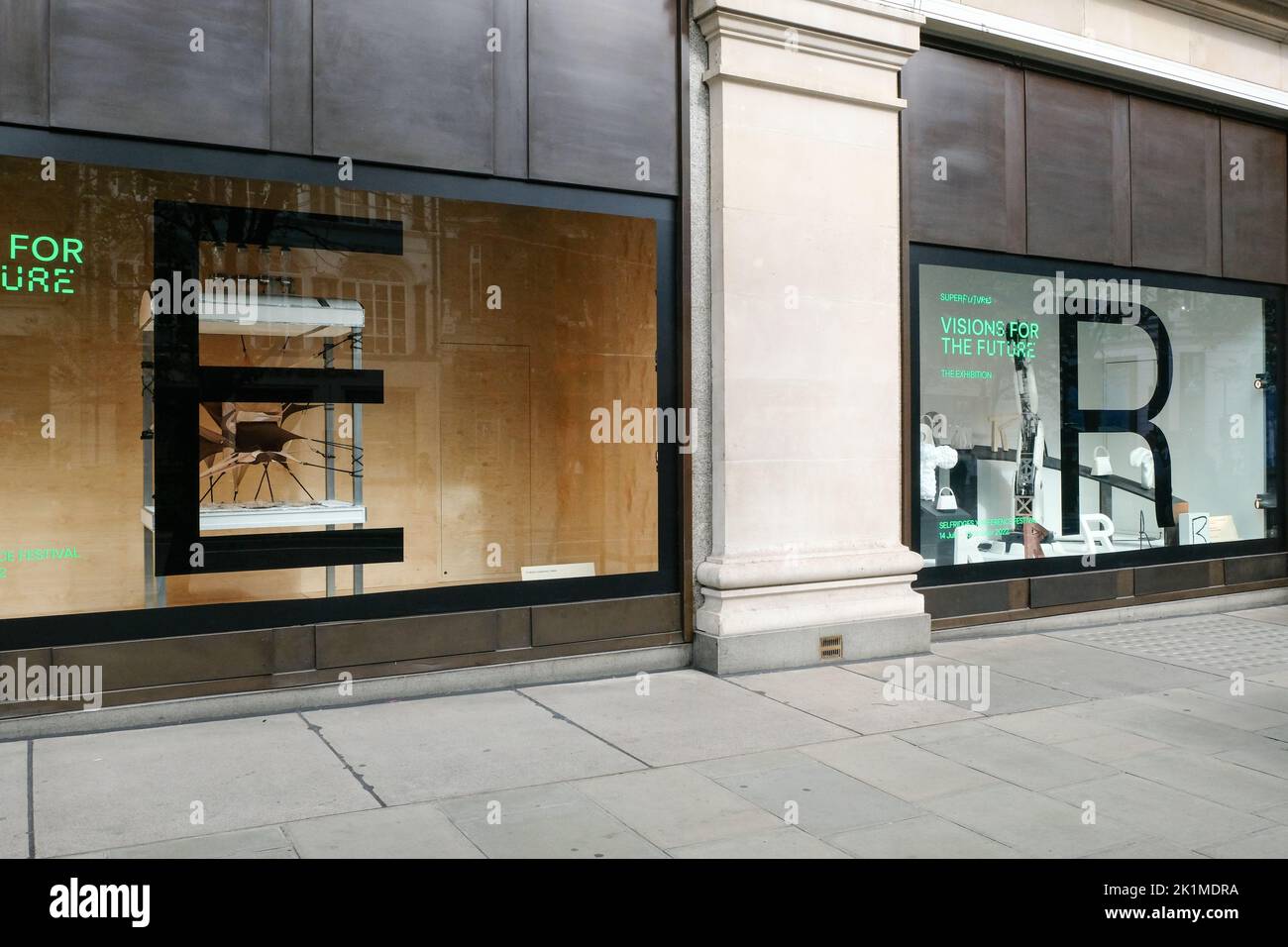 London, UK. 19th Sept 2022. Selfridges.  Many West End shops are closed for the State Funeral of Her Majesty The Queen. Credit: Matthew Chattle/Alamy Live News Stock Photo