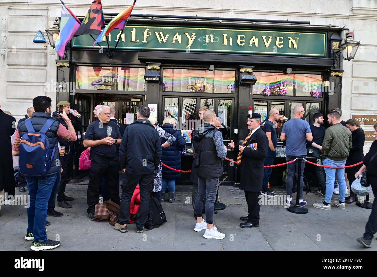 State funeral of Her Majesty Queen Elizabeth II, London, UK, Monday 19th September 2022. Drinkers in the Halfway II Heaven pub after the event. Stock Photo