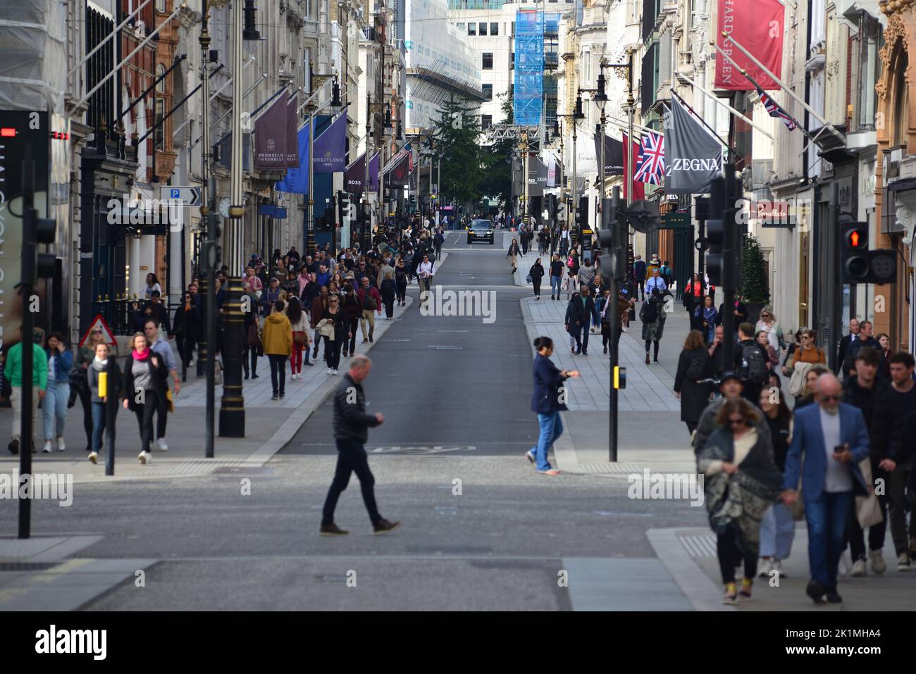 State funeral of Her Majesty Queen Elizabeth II, London, UK, Monday 19th September 2022. Traffic free New Bond Street. Stock Photo