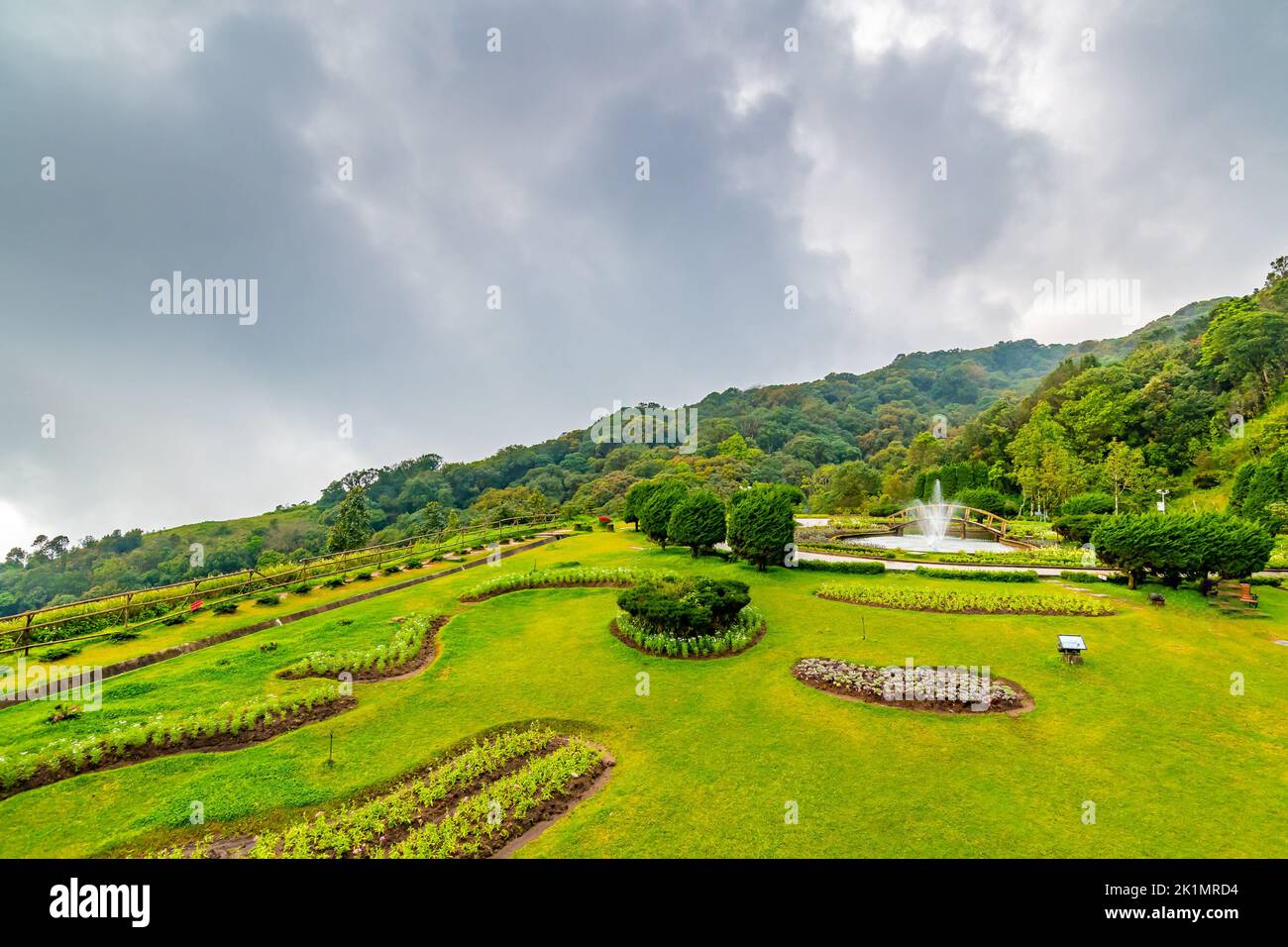 The royal stupa and pagoda dedicated to the king and queen of Thailand in Doi Inthanon national park near Chiang Mai city. 'Phra Maha Dhatu Nabha Meta Stock Photo