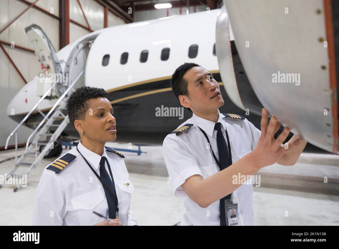 Airplane engine check hi-res stock photography and images - Alamy