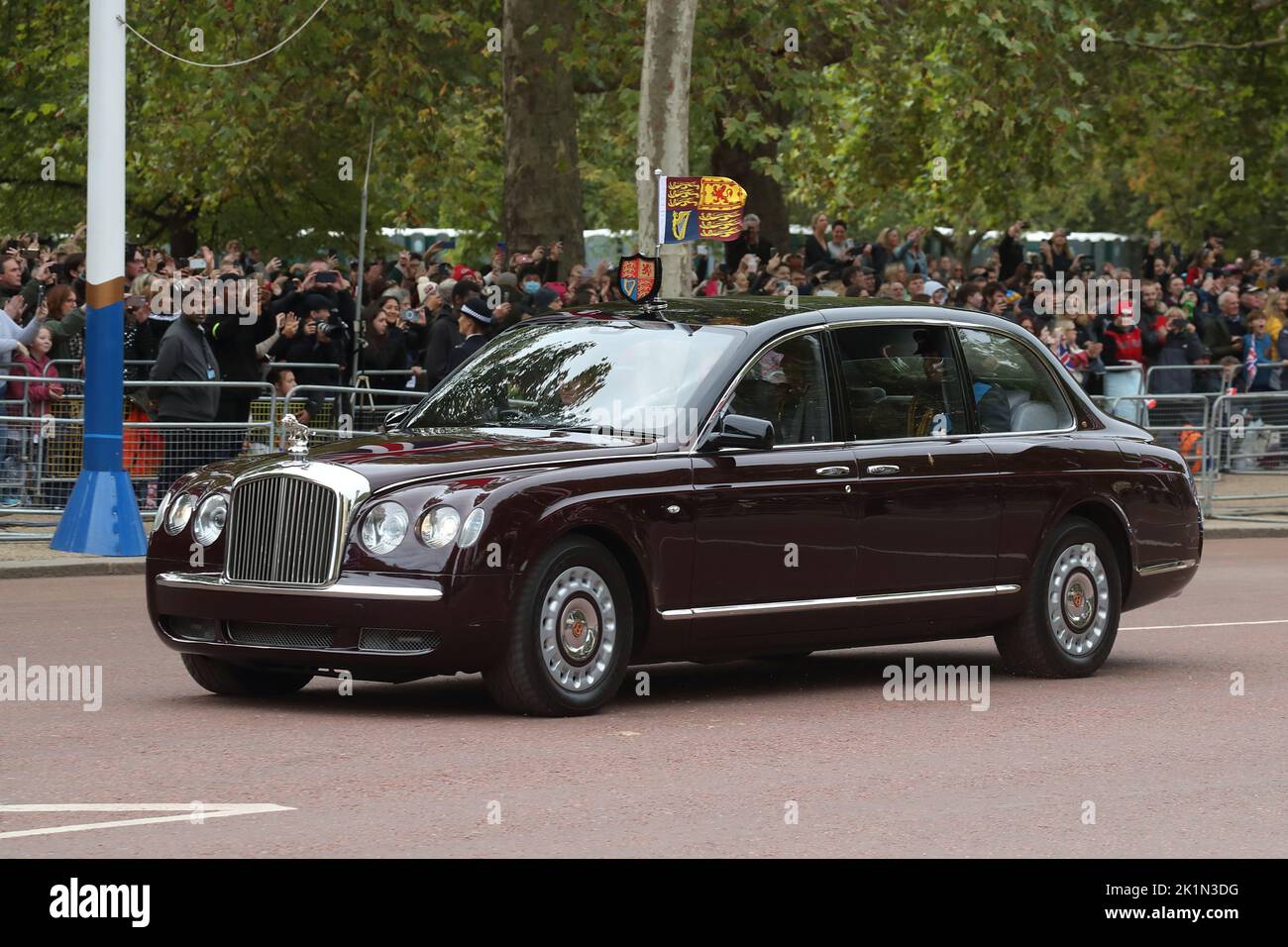 London, UK. 19th Sep, 2022. King Charles III and Prince William travel to Westminster Cathedral for the state funeral of Queen Elizabeth II. Credit: Uwe Deffner/Alamy Live News Stock Photo