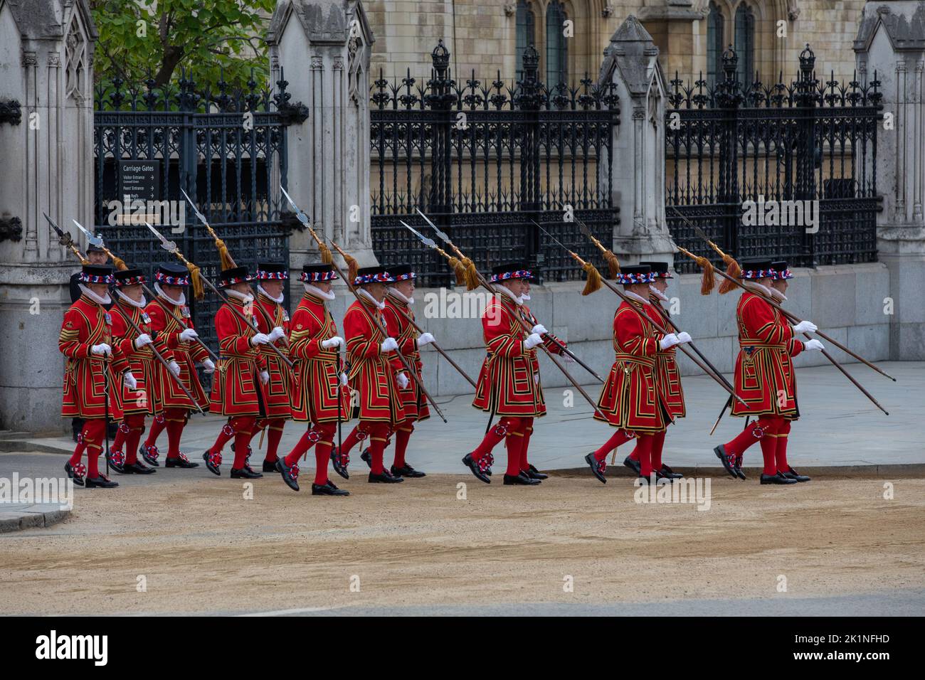 London, England. 19th September, 2022. Beefeaters leave the Palace of Westminster. The State Funeral of Queen Elizabeth II held in London and Windsor  today was one of the biggest events the country has ever seen. Credit: Kiki Streitberger / Alamy Live News Stock Photo