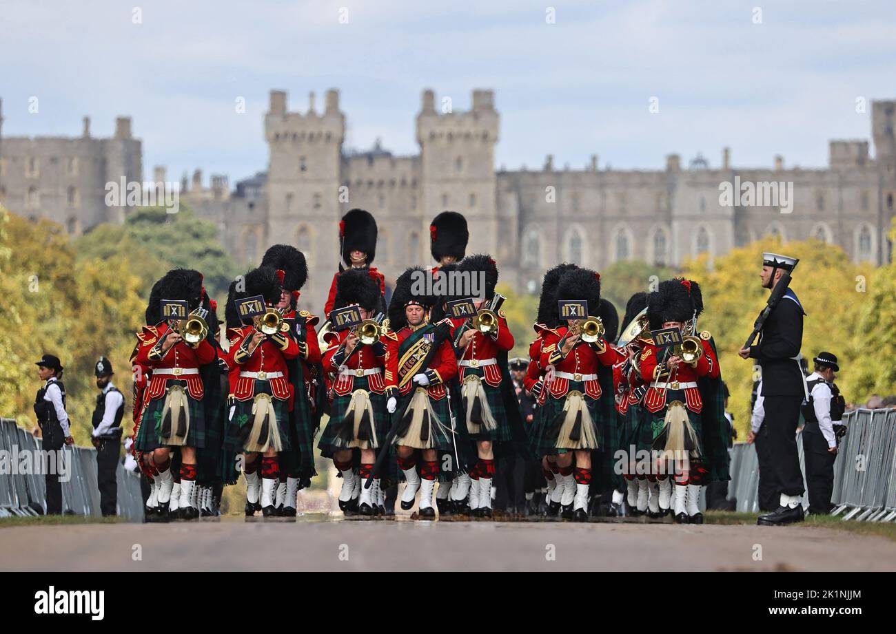 Windsor, UK. 19th Sep, 2022. Pipers of the Massed Pipes & Drums of