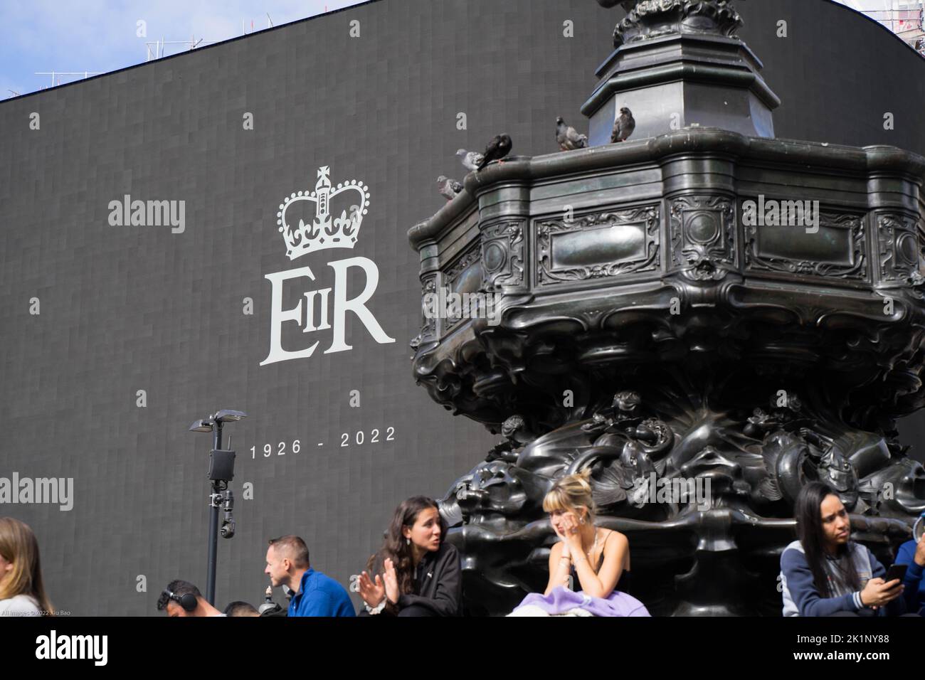 London UK, 9th September 2022. The Royal Cypher EIIR is displayed on digital bill board across west end central London in paying tribute to Her Majesty The Queen and commemorate her long service to our nation. Credit: Xiu Bao/Alamy Live News Stock Photo