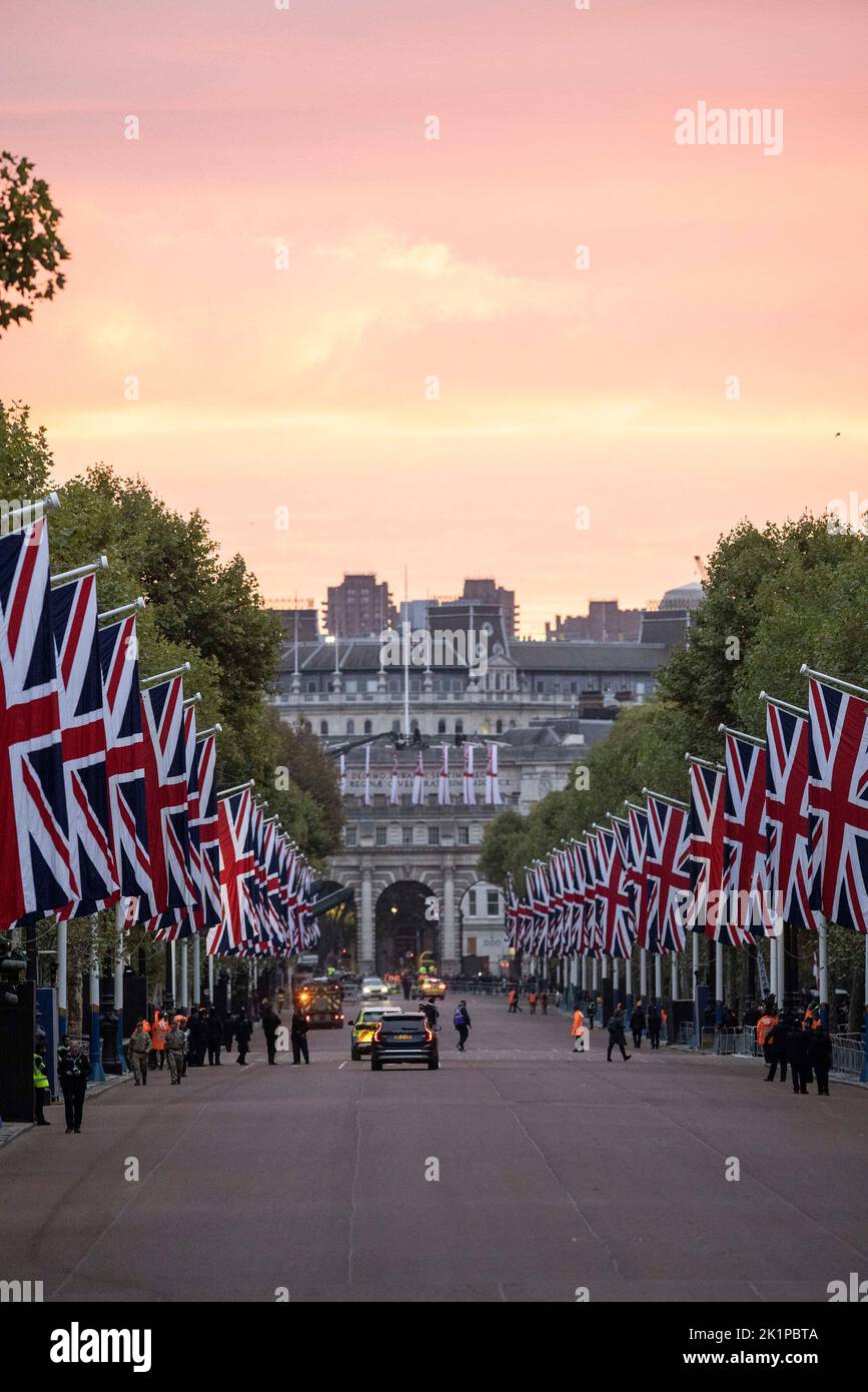 London, UK. 19th Sep, 2022. Sun rises over The Mall ahead of the State Funeral of Her Majesty Queen Elizabeth II Credit: Jeff Gilbert/Alamy Live News Credit: Jeff Gilbert/Alamy Live News Stock Photo