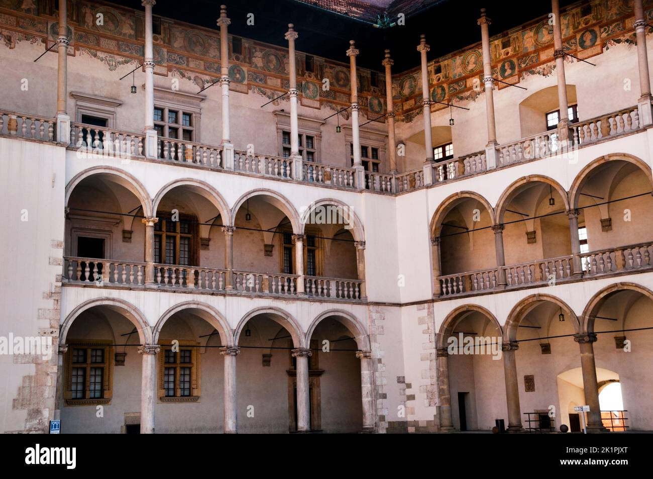 Classic architectural forms hi-res stock photography and images - Alamy