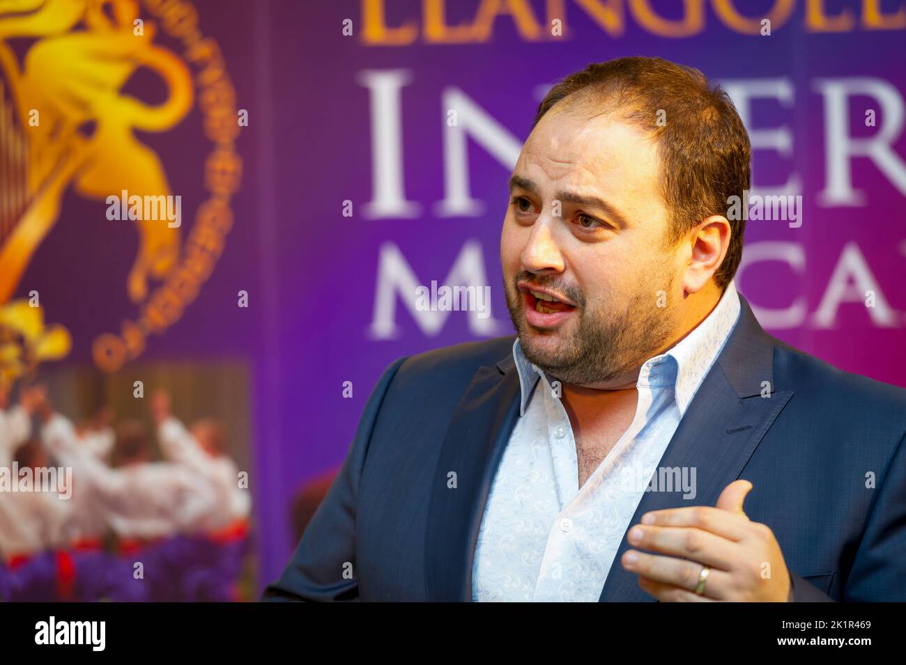 Welsh opera singer, Wynne Evans, (of Go Compare fame), visiting the Llangollen International Musical Eisteddfod, in Llangollen, North Wales, UK. Stock Photo