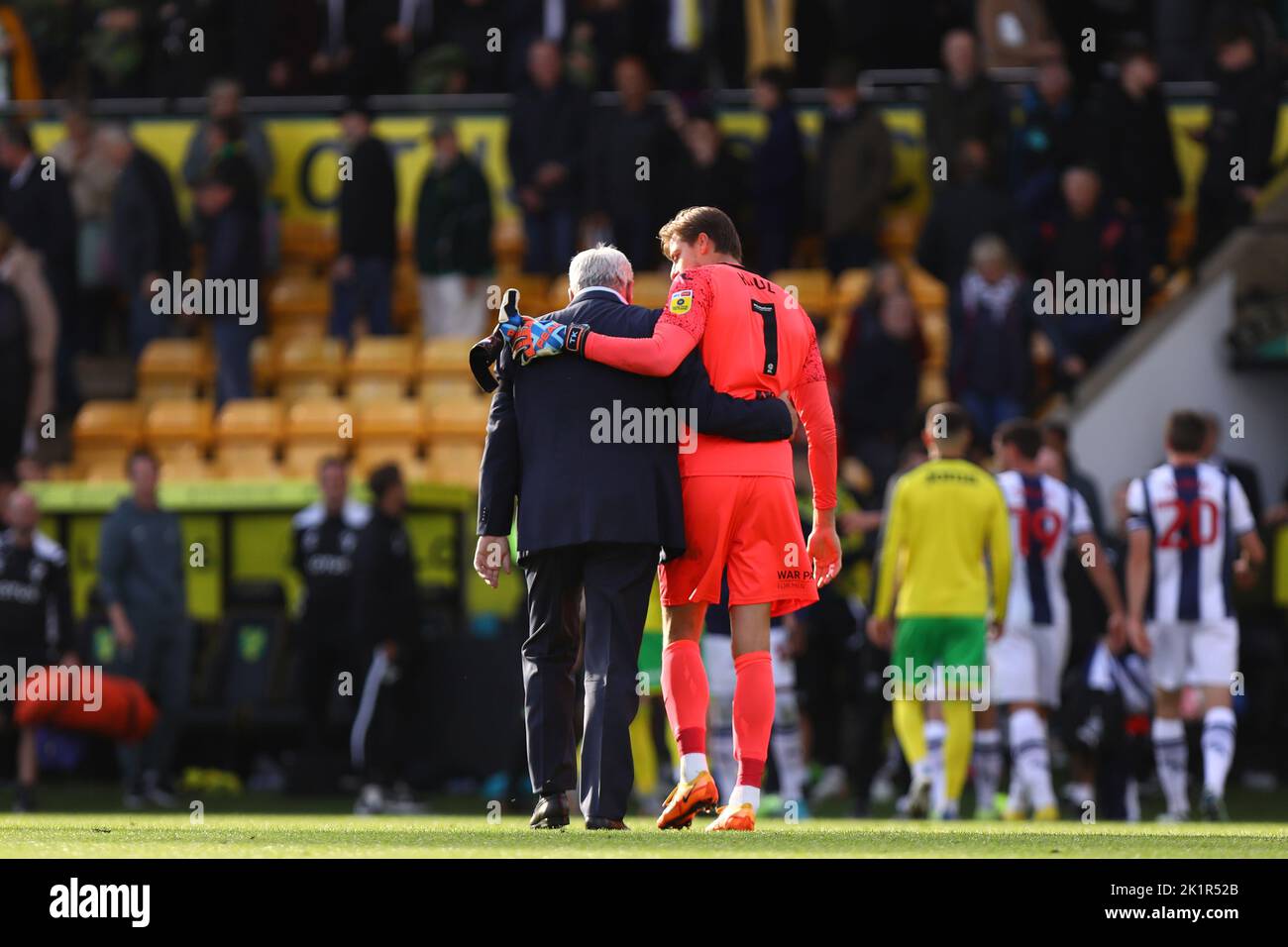 Manager of West Bromwich Albion, Steve Bruce is seen with Tim Krul of Norwich City at full time - Norwich City v West Bromwich Albion, Sky Bet Championship, Carrow Road, Norwich, UK - 17th September 2022  Editorial Use Only - DataCo restrictions apply Stock Photo