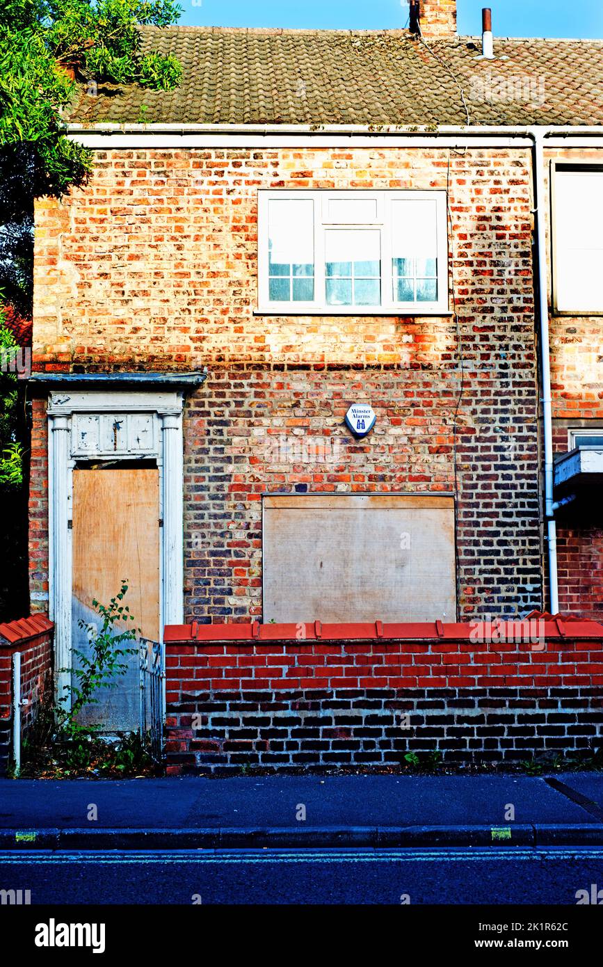 Abandoned Terrace House, Clarence Street, York, England Stock Photo