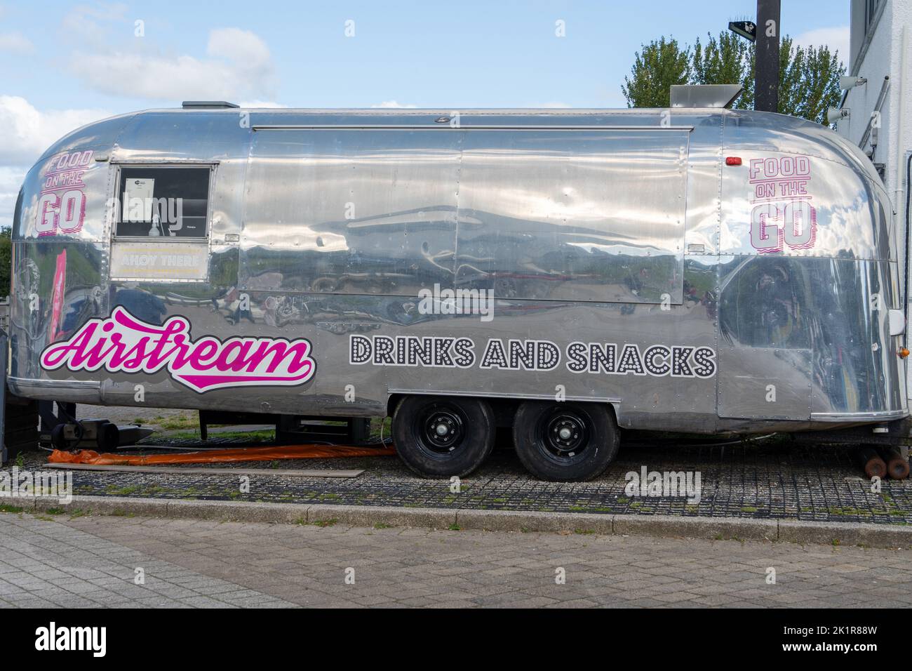 An Airstream Yukon caravan trailer converted as a takeaway food outlet. Stock Photo