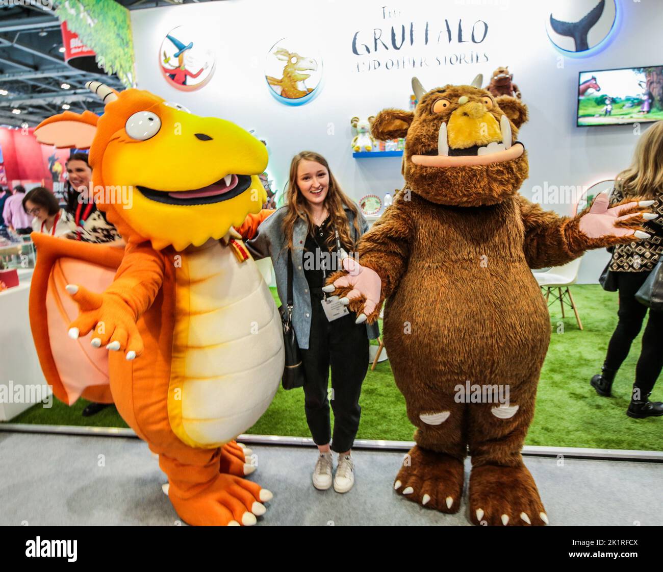 London UK 20 September 2022 The colourful characters that steal the show at Brand Licensing Europe (BLE) is the only pan-European event dedicated to licensing and brand extension, bringing together retailers, licensees and manufacturers for three days of deal-making, networking and trend spotting. Paul Quezada-Neiman/Alamy Live News Stock Photo