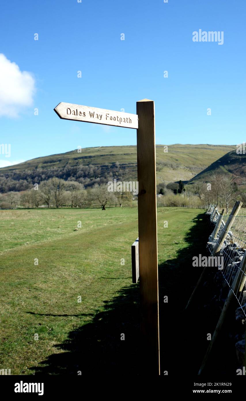 Wooden Signpost for the Dales Way Long Distance Footpath near Buckden, Wharfedale, Yorkshire Dales National Park, England, UK Stock Photo