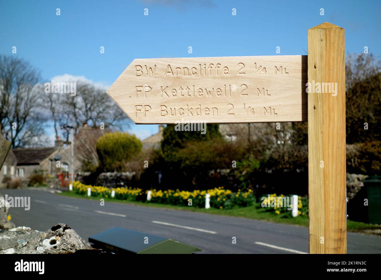 Wooden Signpost for the Dales Way Path to Buckden & Kettlewell  from the Village of Starbottom in Wharfedale, Yorkshire Dales National Park, England, Stock Photo