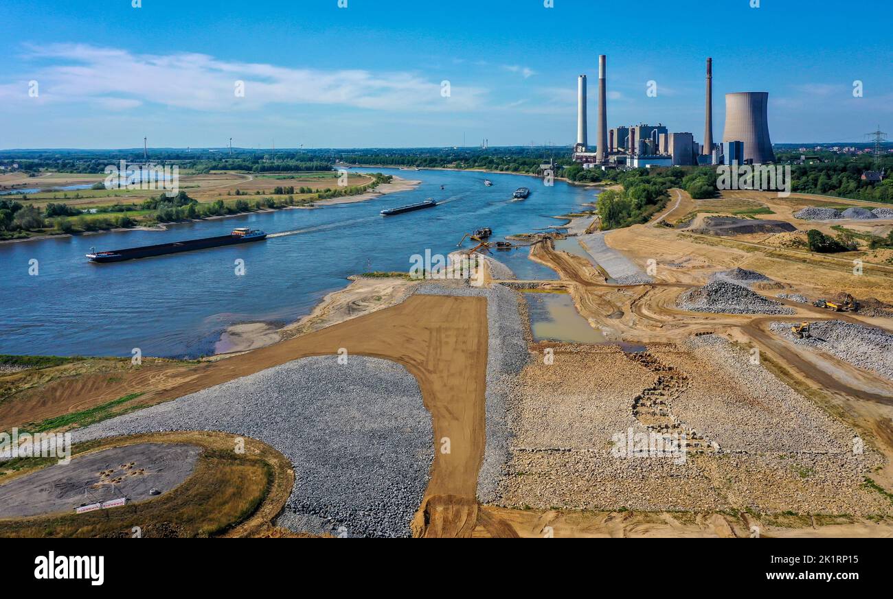 Dinslaken, Voerde, North Rhine-Westphalia, Germany - Emscher estuary into the Rhine. Construction site of the New Emschermouth in front of the decommi Stock Photo