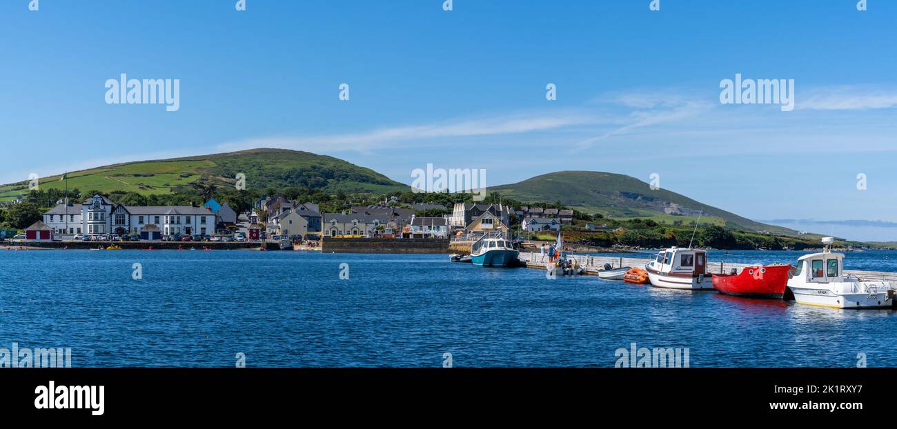 Knight's Town, Ireland - 8 August, 2022: colorful boats anchored in the harbor and sports marina of Knight's Town on Valentia Island in County Kerry o Stock Photo