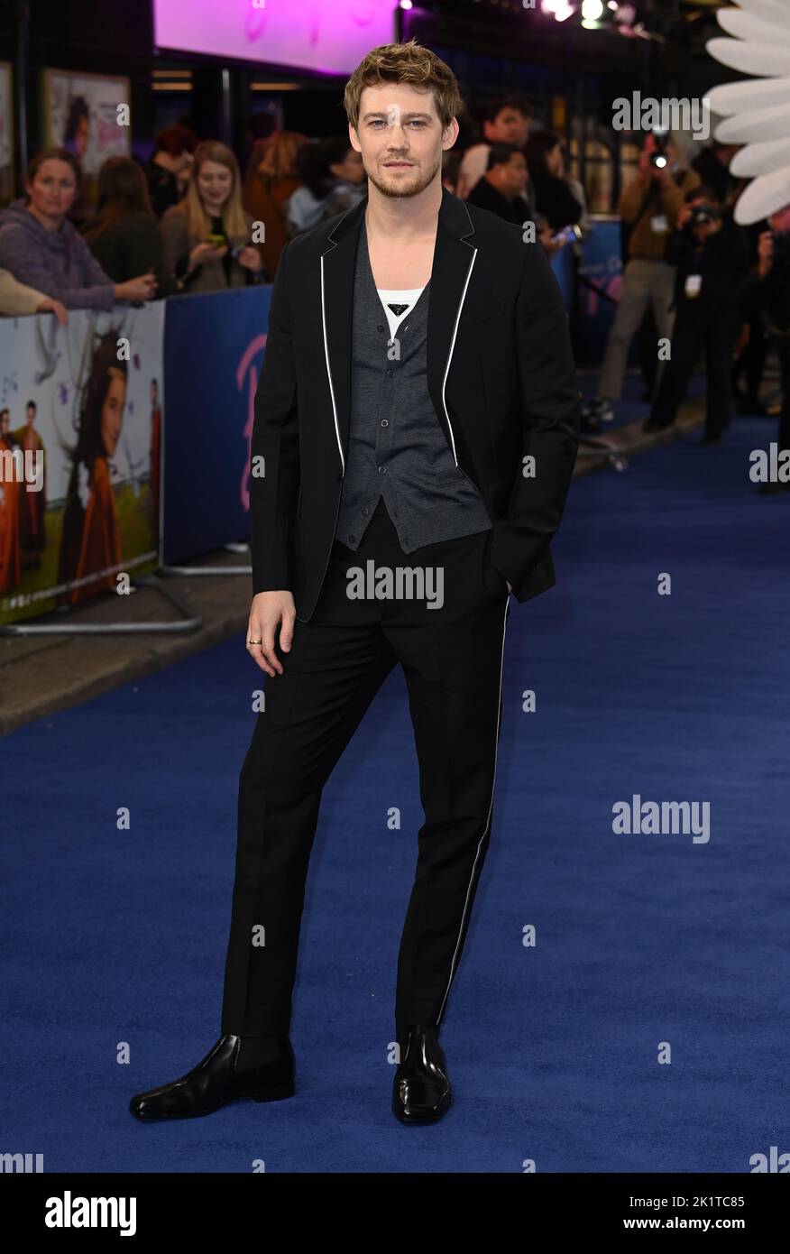 September 20th, 2022. London, UK. Joe Alwyn arriving at the Catherine Called Birdy UK Premiere, Curzon  Mayfair, London. Credit: Doug Peters/EMPICS/Alamy Live News Stock Photo