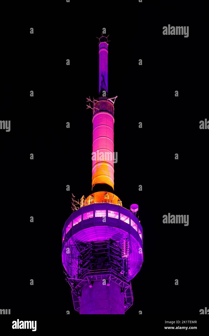 The UK's tallest free standing structure Arqiva Tower, was lit up in Purple t opay tribute to Her Majesty the Queen Elizabeth. Stock Photo